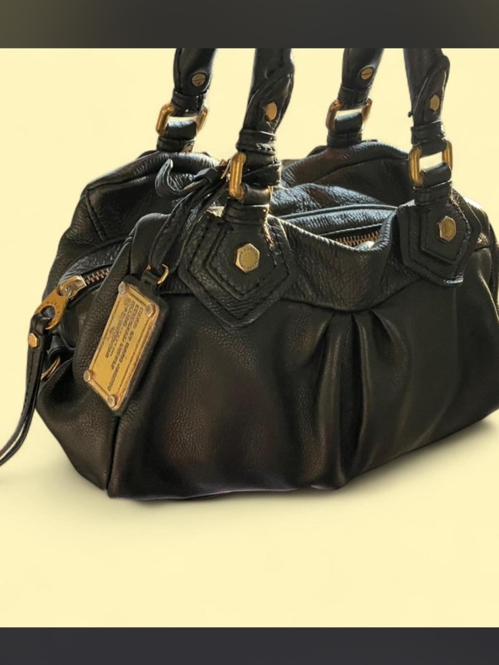 Marc by Marc Jacob’s classic Q baby groovee